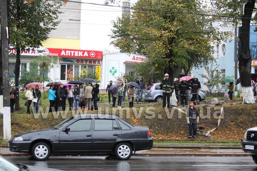 У центрі Вінниці через повідомлення про мінування було евакуйовано 1 тис. осіб