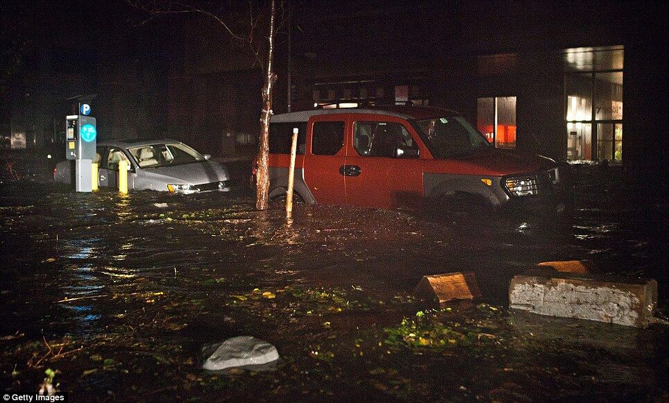 Как ураган топил авто в США: сравниваем с Украиной. Фото