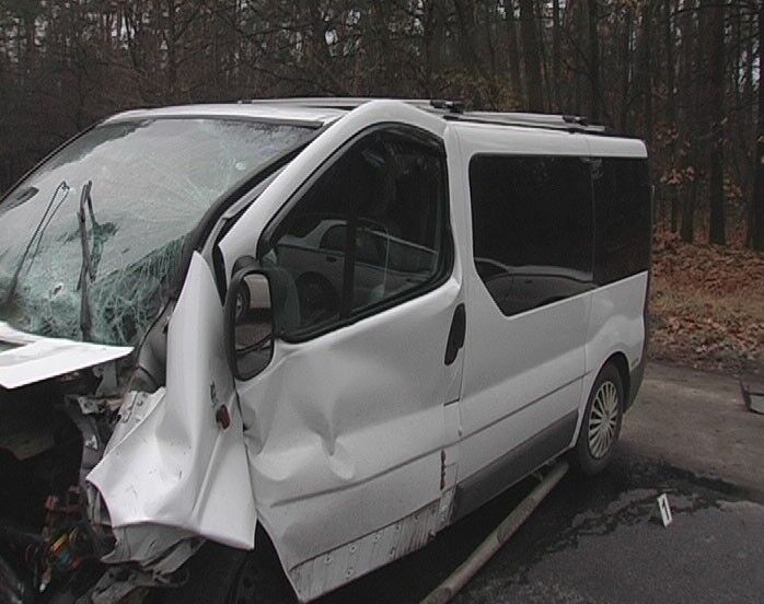 Ужасное ДТП под Киевом: "Опель" разорвал пополам "Дэу Матиз"