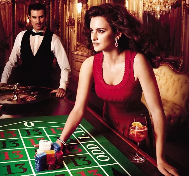 Пенелопа Круз стала девушкой Campari. Фото