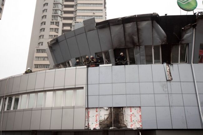 При пожаре на Шулявке пострадал офис банка