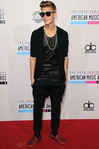 Звезды стали образцами стиля на American Music Awards. Фото