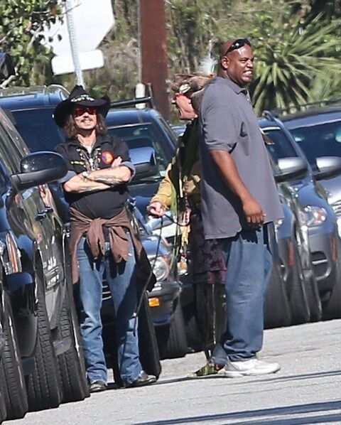 Джонни Депп нарядился на школьное мероприятие. Фото