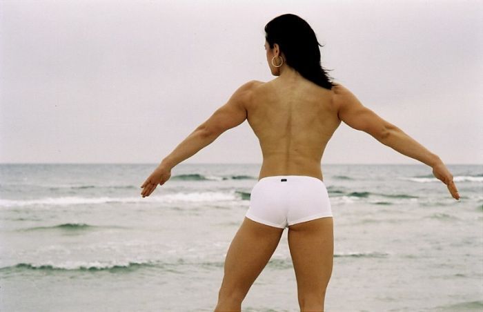 Перекаченные девушки 