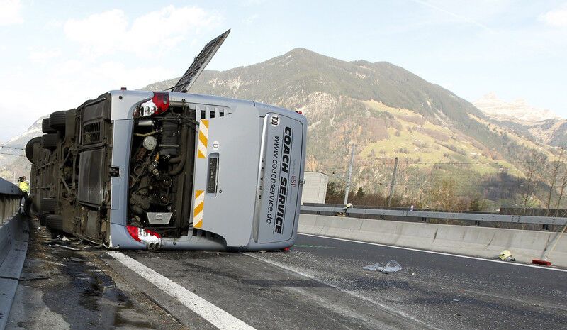 Автобус с группой Маркуса Миллера разбился в Швейцарии