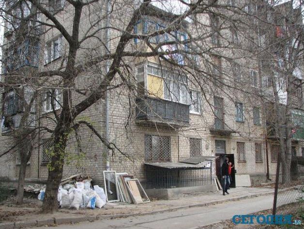 Правозащитница считает, что мать Макар химичит с квартирами. Фото