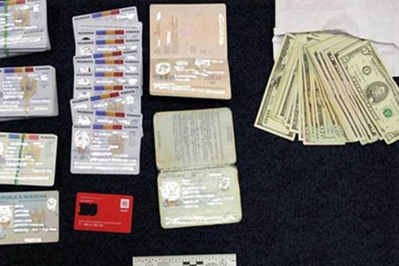 Міліція затримала банду іноземців-кардерів