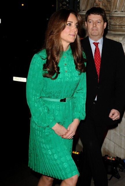 Кейт Миддлтон отказалась от облегающих нарядов. Фото