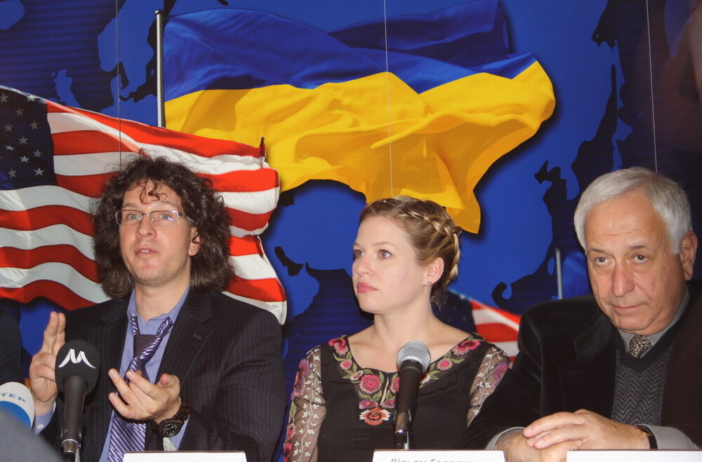 Американцы рассказали украинцам, что такое "кино без денег"