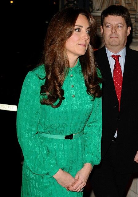 Кейт Миддлтон отказалась от облегающих нарядов. Фото