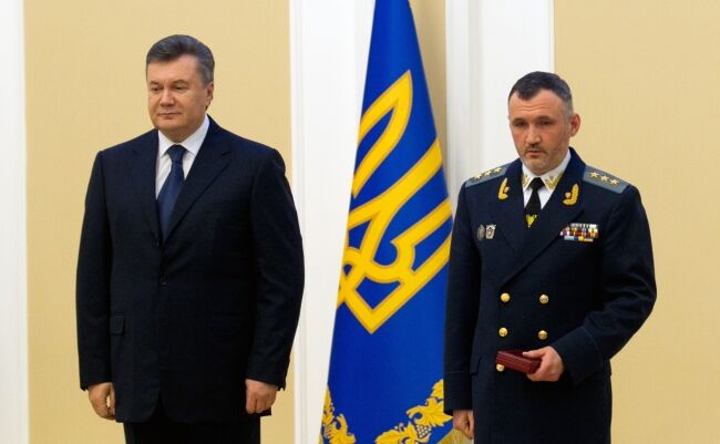 Янукович наградил карателя Тимошенко орденом "За заслуги". Фото