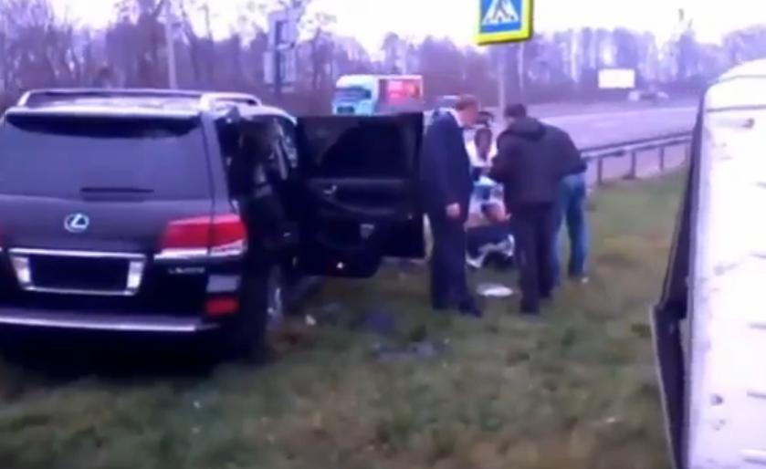 Lexus главы Евро-2012 в Украине попал в серьезное ДТП. Видео 
