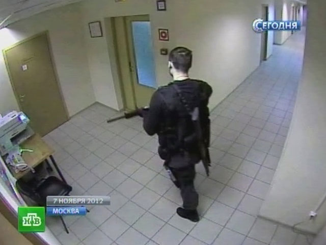 Камери спостереження зняли "московського Брейвіка" перед розстрілом