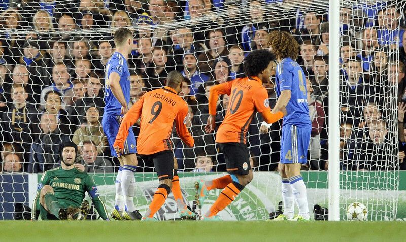 Челси - Шахтер: обидное поражение