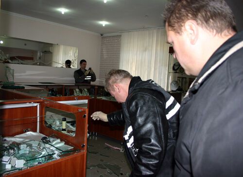 Пограбування ювелірки в Маріуполі: міліція порушила справу