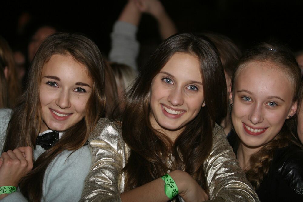 Стриптиз от LMFAO