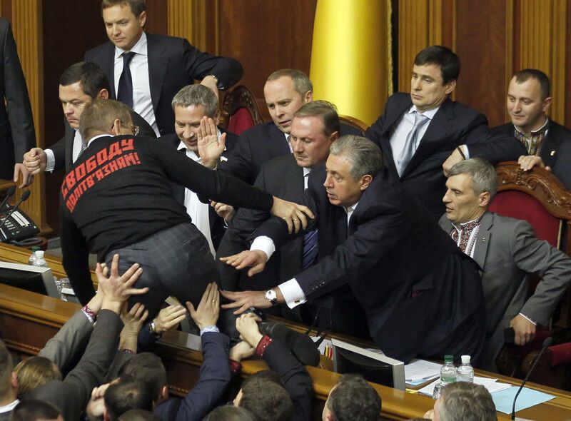 Первый день Верховной Рады VII созыва