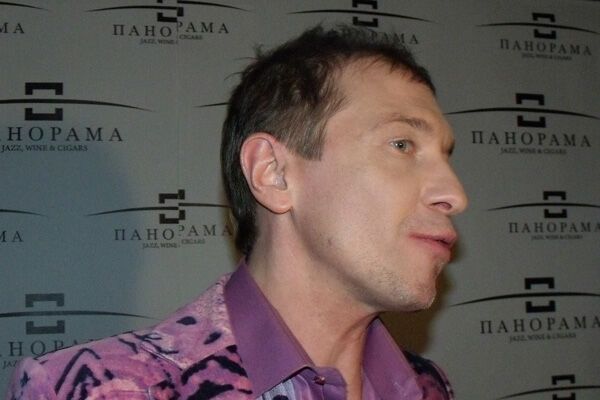 Сосєдов заспівав з Натаніка дуетом