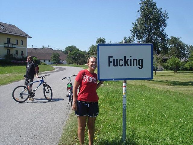 Самые смешные названия городов