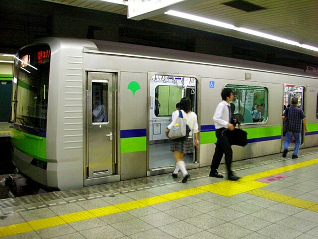 Самые запутанные метро мира
