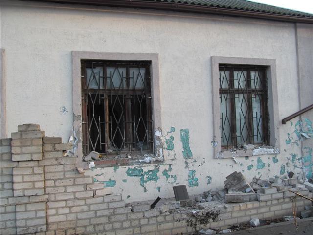 В Одессе джип протаранил жилой дом. Фото, Видео