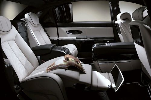 Лукашенко ездит на "Майбахе" стоимостью треть миллиона евро. Фото