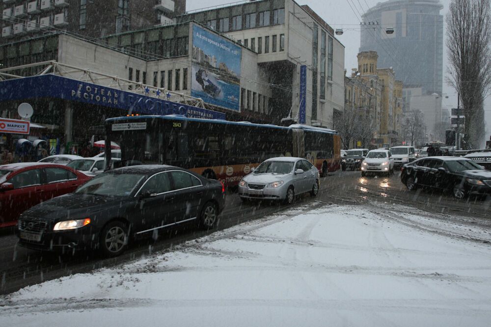 Зима по-киевски. Пробки и другие неприятности