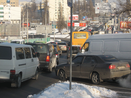 Киевские  дороги: спокойствие, только спокойствие. Фото