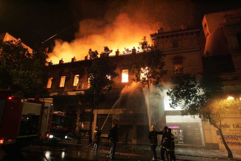 Как Греция из кризиса выходит. Фото. Видео