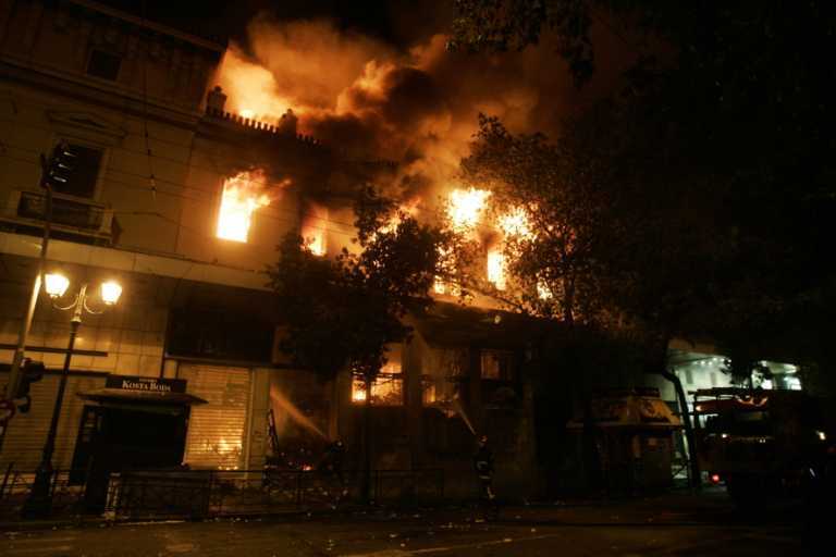 Как Греция из кризиса выходит. Фото. Видео