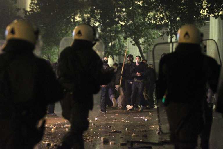 Как Греция из кризиса выходит. Фото. Видео