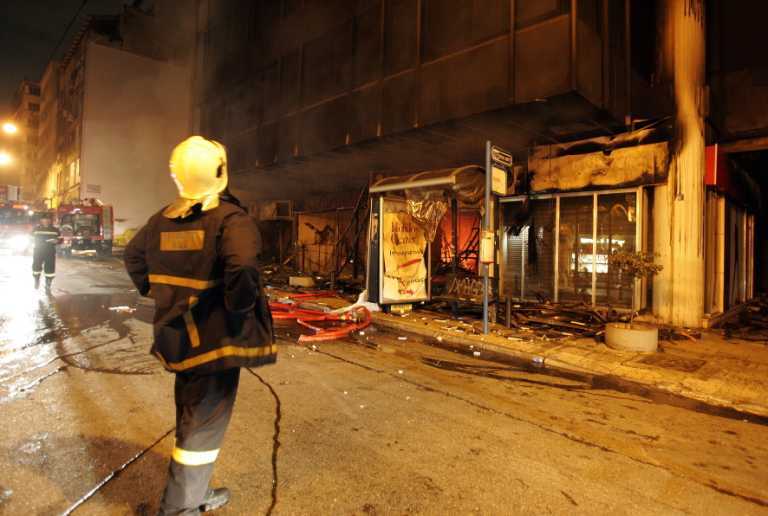 Как Греция из кризиса выходит. Фото. Видео