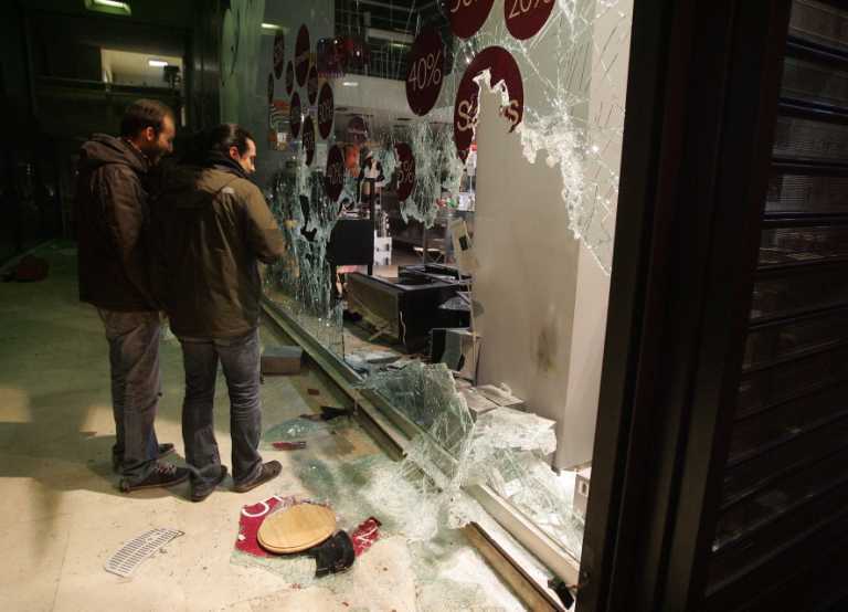 Как Греция из кризиса выходит. Фото. Видео