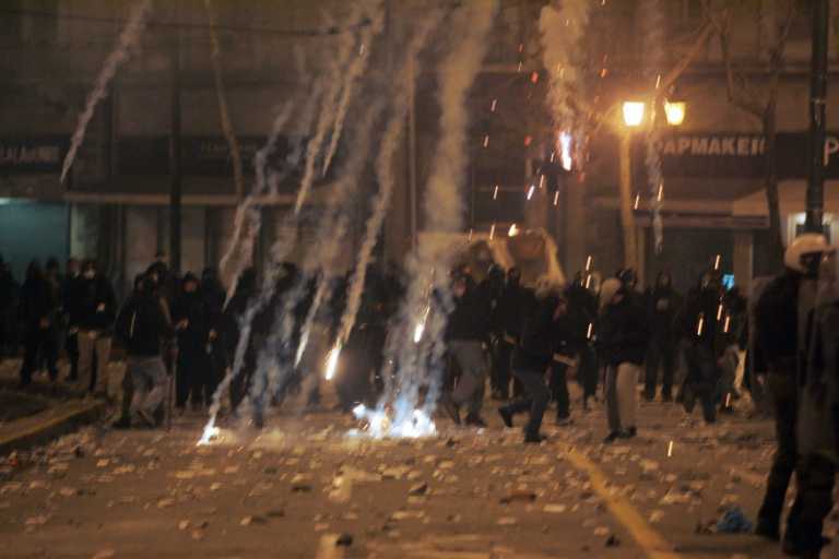 Как Греция из кризиса выходит. Фото. Видео