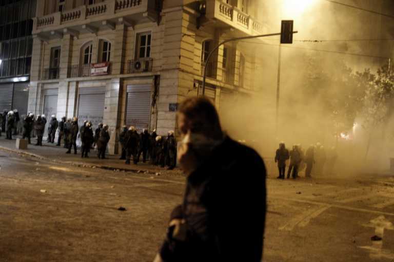 Как Греция из кризиса выходит. Фото. Видео