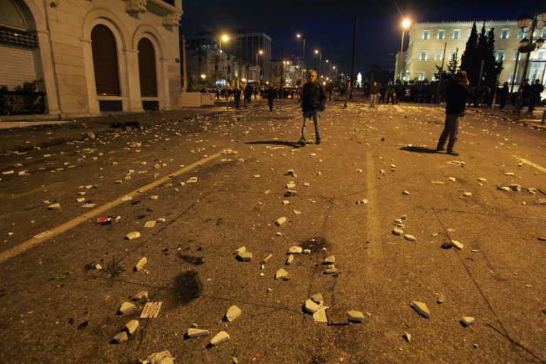 Как Греция из кризиса выходит. Фото. Видео