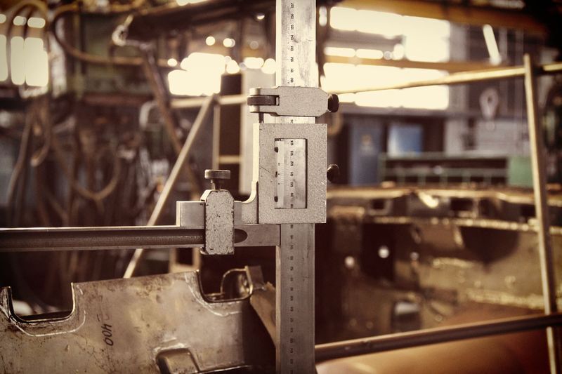 Как вручную собирают лимузины ЗиЛ. Фото  