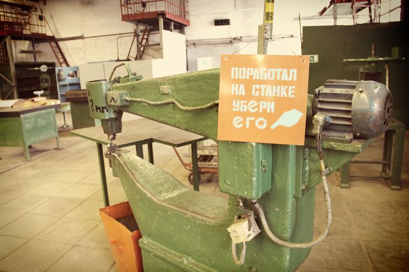 Как вручную собирают лимузины ЗиЛ. Фото  