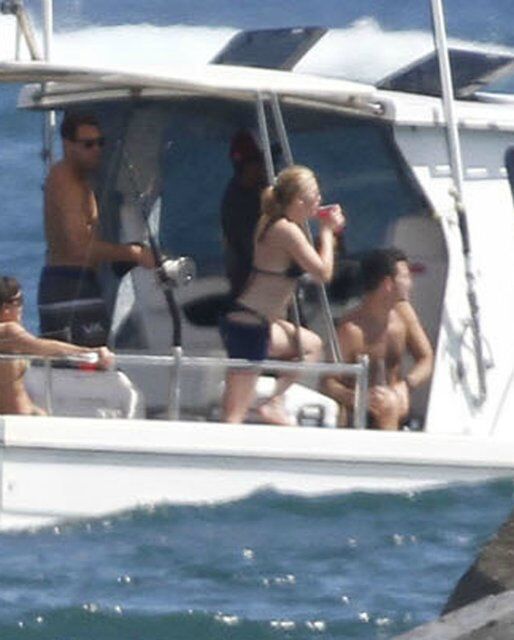 Скарлет Йоханссон увлеклась фастфудом. Фото