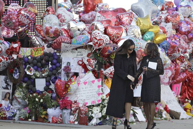 В США простились с Уитни Хьюстон , 18 февраля 2012