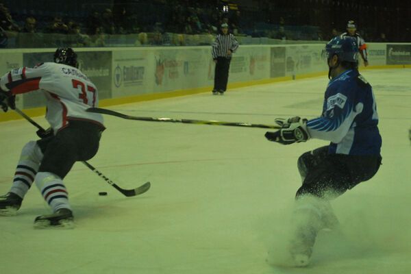 "Сокол" всухую выиграл киевское дерби. Фоторепортаж