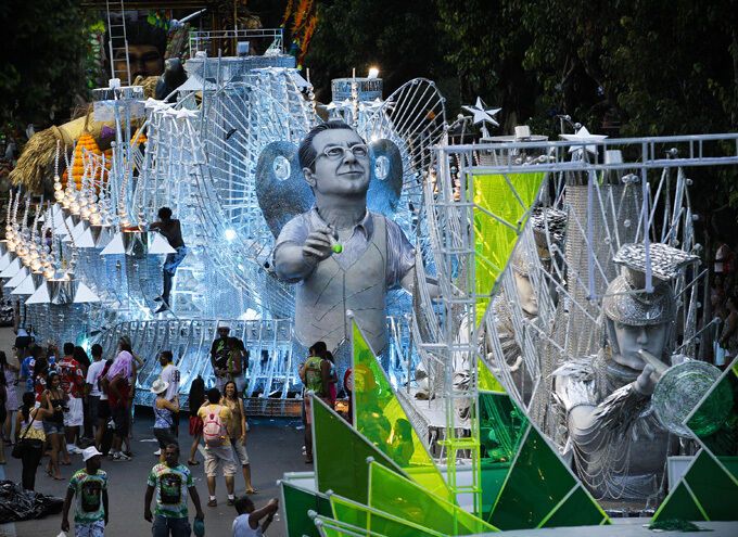 В Бразилии начался самый знаменитый карнавал. Фото