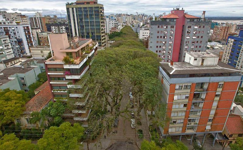 Удивительная улица Порто-Аллегри, Бразилия