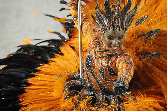 В Бразилии начался самый знаменитый карнавал. Фото