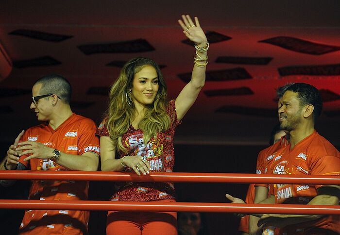 Лопес красуется на фестивале в Рио-де-Жанейро