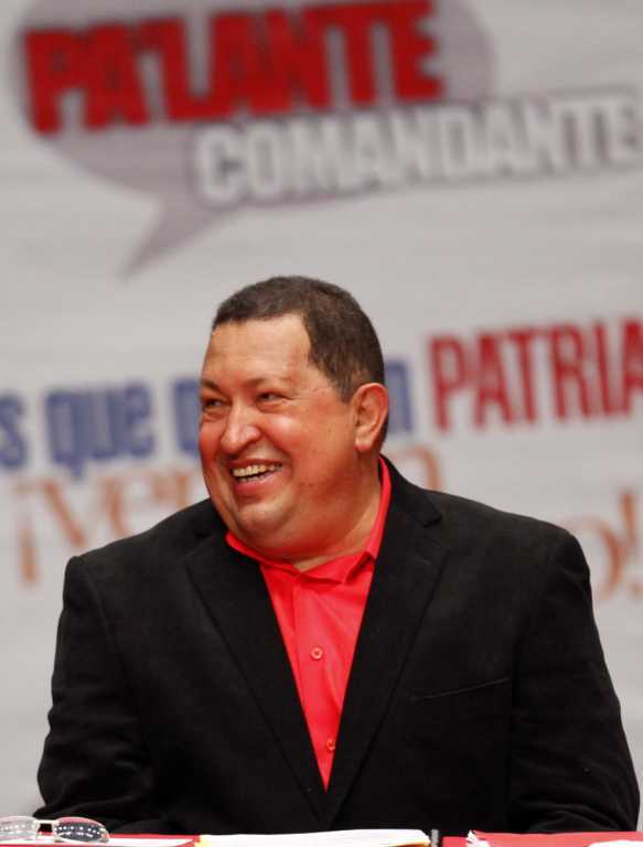 Чавес отправился на Кубу проходить курс лечения от рака. Фото