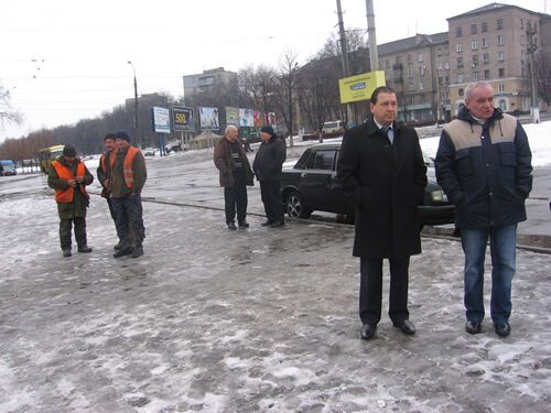 У Дніпродзержинськ прорвало трубопровід біля хімзаводу. Фото