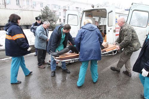 В Запорожье перевернулась маршрутка: есть жертвы. Фото