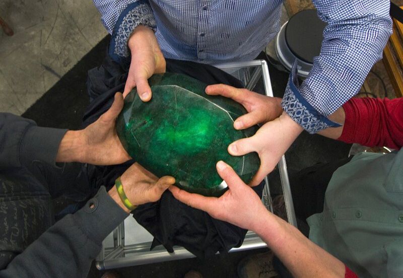 Самый большой в мире изумруд