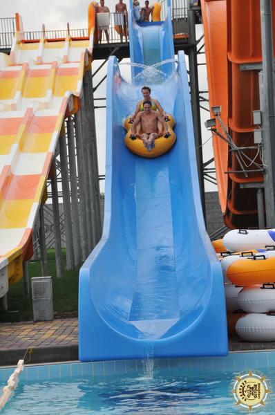 Аквапарк «Остров Сокровищ» объявил конкурс «Цветочное 8 Марта»